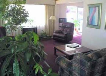 Econo Lodge Pratt Extérieur photo