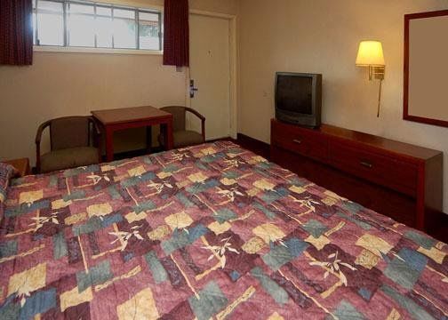 Econo Lodge Pratt Chambre photo
